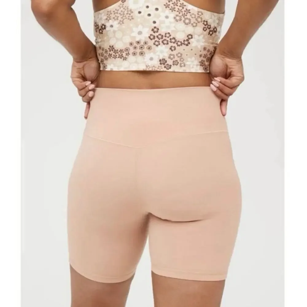 NWOT Aerie OFFLINE Real Me High Rise 7” Bike Shorts Womens Size XS Beige Tan